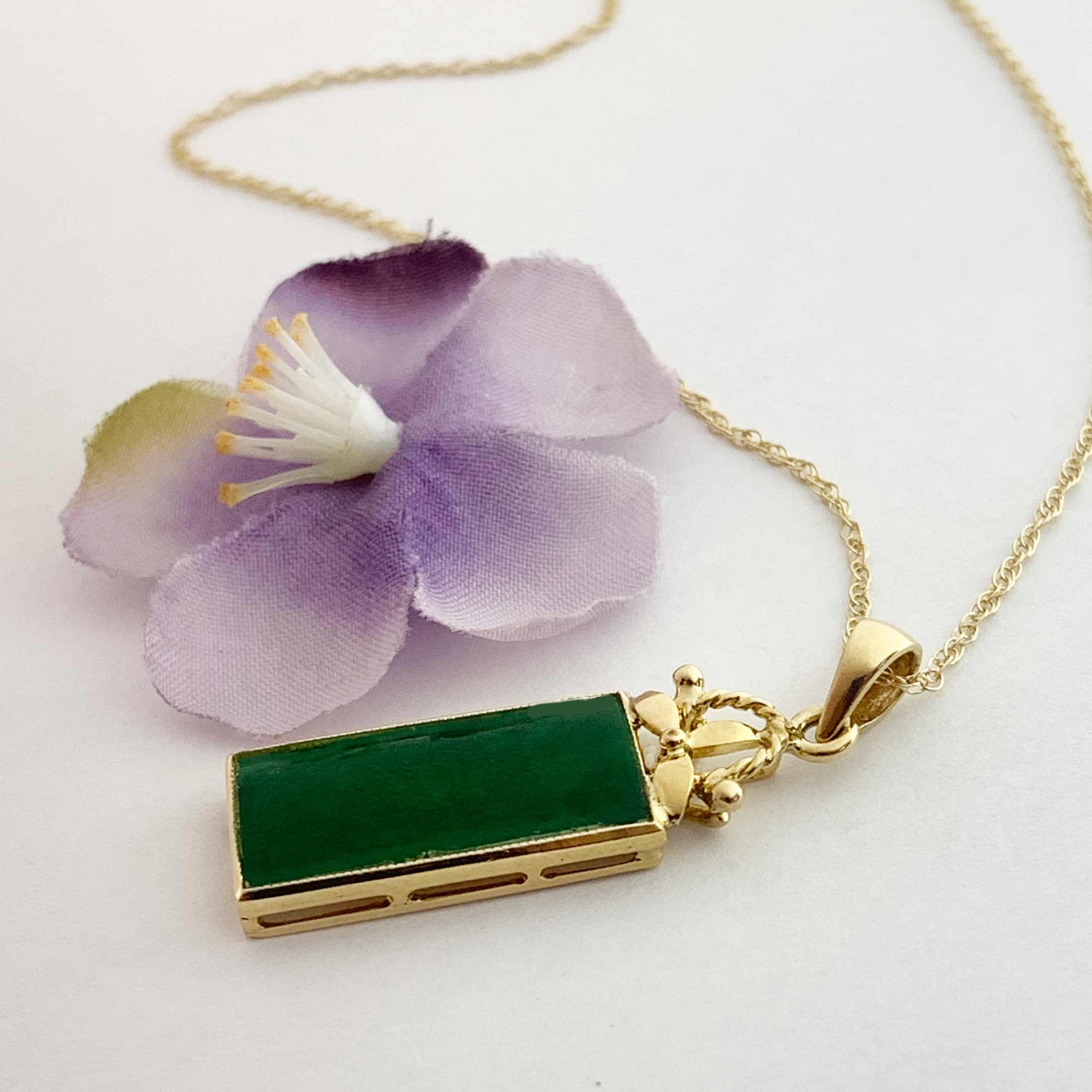 #30384 Jade Pendant - Image 3