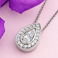 #15576 Pear-Shaped Diamond Pendant